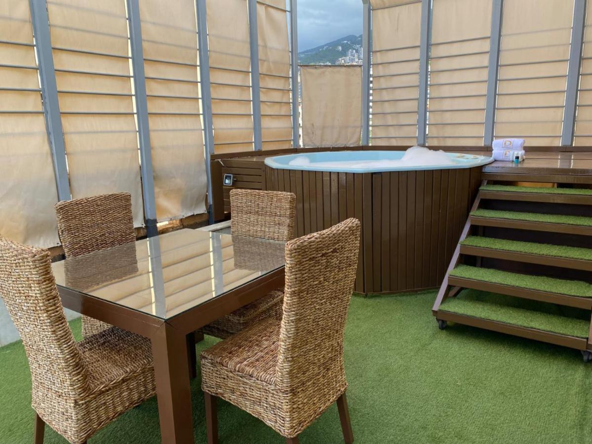 ג'ונייה Dolls Hotel By Eurostars (Adults Only) מראה חיצוני תמונה