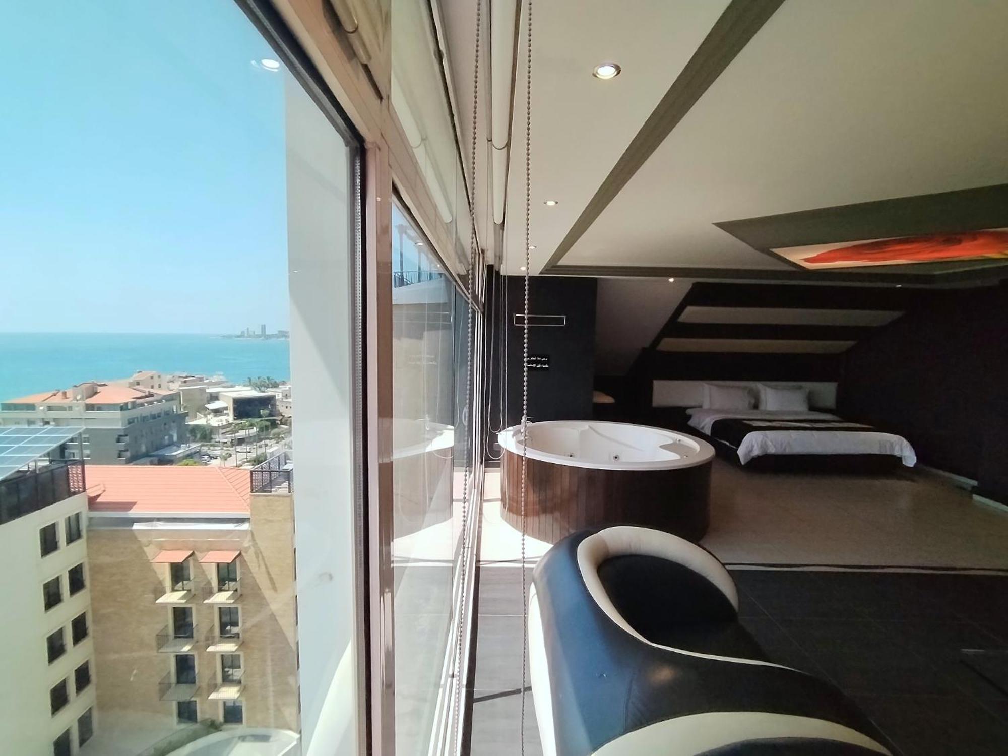 ג'ונייה Dolls Hotel By Eurostars (Adults Only) מראה חיצוני תמונה